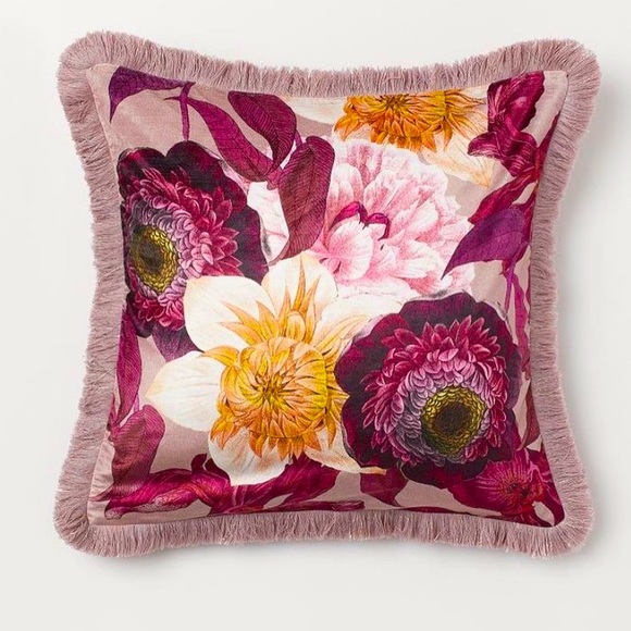 H&M Velvet Fringe Cushion Covers - Picture 1 of 2